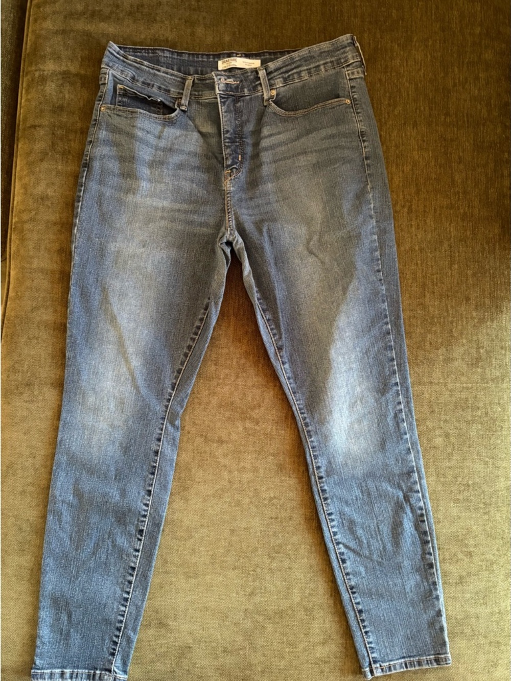 Signature by Levi Strauss Light Blue Denim Skinny Jeans